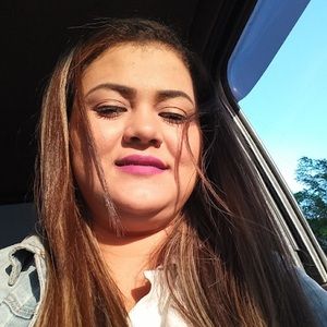 Meet your Posher, Mayra